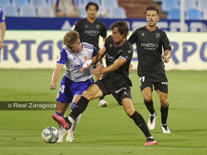 La SD Huesca se lleva el derbi aragonés en el último suspiro