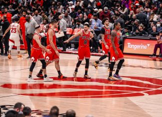 Súbete al rodeo de los Chicago Bulls Los Chicago Bulls comienzan la temporada con cuatro victorias consecutivas