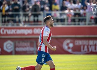 Iván Turrillo, más que un capitán Iván Turrillo, más que un capitán para el Algeciras CF