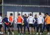 Rubén Baraja busca reanimar a un Valencia herido Rubén Baraja busca reanimar a un Valencia herido
