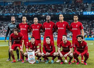 Liverpool, crisis cabinet at Anfield Road Liverpool, gabinete de crisis en Anfield Road
