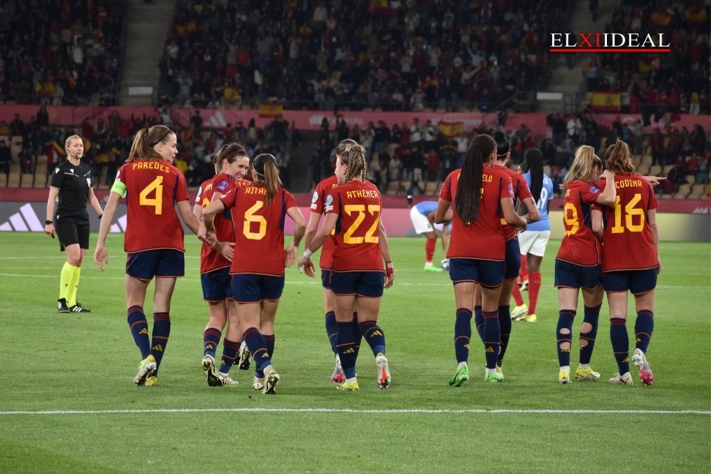 Espana celebra el gol de Mariona vs Francia en la Final de la Nations League