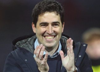 Iraola extends his contract until 2026 thanks to his success at Bournemouth Iraola extiende su contrato hasta 2026 tras su éxito con 'Los Cherries'