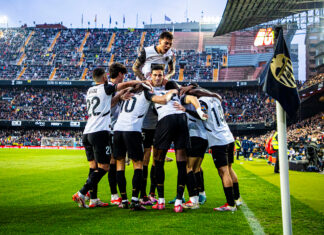 Lights and shadows at Valencia CF Luces y sombras en el Valencia CF