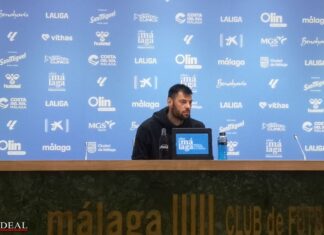 Roko Baturina: «Quiero dar alegrías a la afición y hacer goles en Málaga» Roko Baturina: "Quiero dar alegrías a la afición y hacer goles en Málaga"