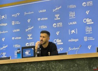 El adiós de Dioni: «Ha sido muy bonito jugar en el Málaga CF» El adiós de Dioni: "Ha sido muy bonito jugar en el Málaga CF"