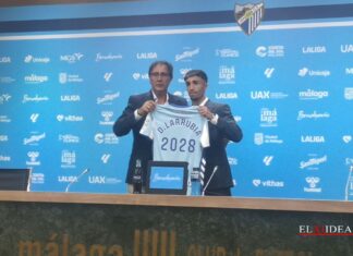 David Larrubia: «He renovado para intentar devolver al Málaga a Primera División» David Larrubia: "He renovado para intentar devolver al Málaga a Primera División"