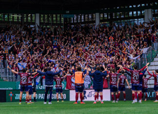 El Pontevedra, más vivo que nunca El Pontevedra CF, más vivo que nunca